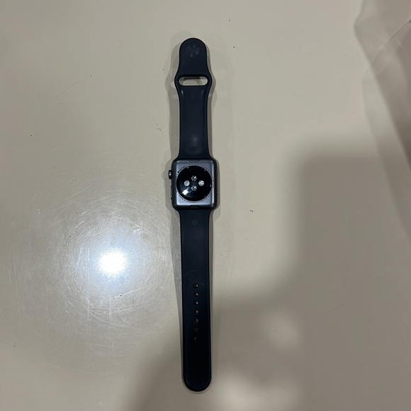 apple watch series 3 42mm - Picture 3 of 7